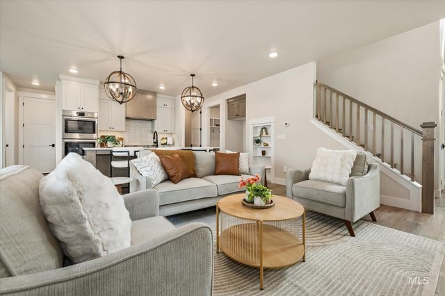 2543 S Via Privada Ln, Boise, ID 83716