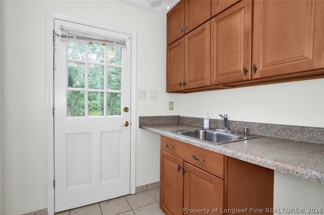 853 Foxcroft Drive, Fayetteville, NC 28311