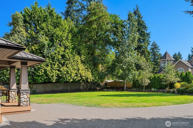 13330 NE 80th Street, Redmond, WA 98052