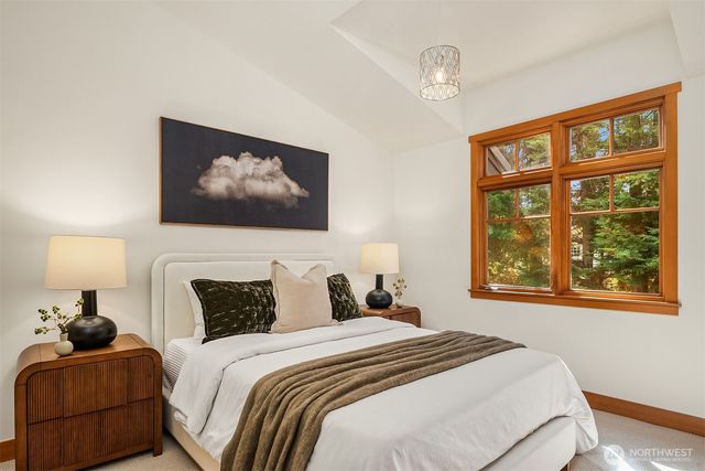 13330 NE 80th Street, Redmond, WA 98052
