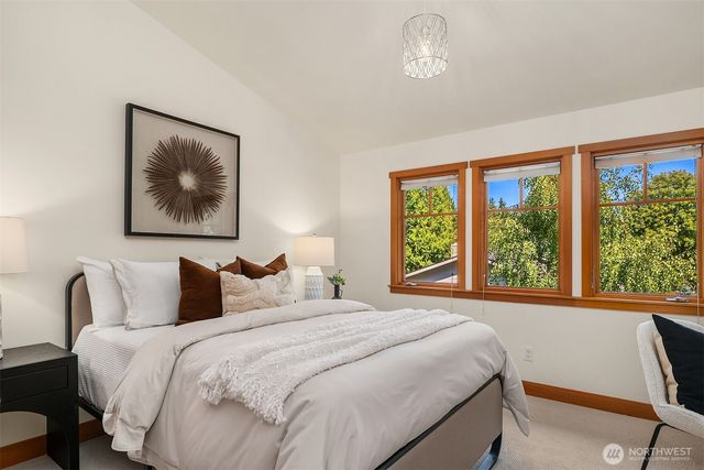 13330 NE 80th Street, Redmond, WA 98052