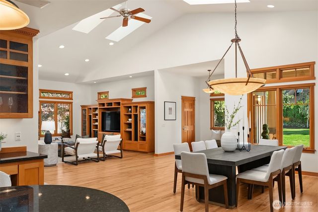 13330 NE 80th Street, Redmond, WA 98052