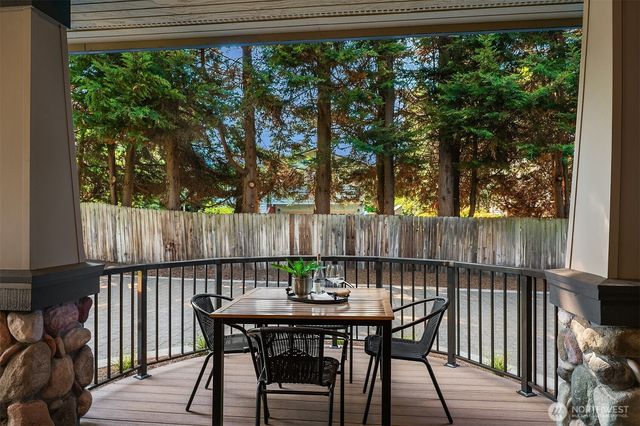 13330 NE 80th Street, Redmond, WA 98052