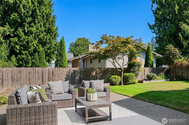 13330 NE 80th Street, Redmond, WA 98052