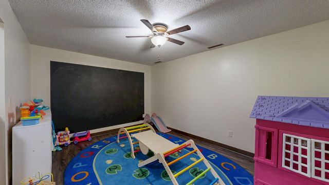 2217 Regent Lane SW, Rochester, MN 55902