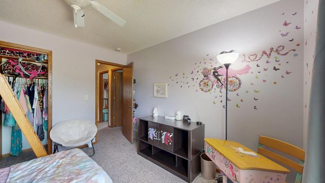 2217 Regent Lane SW, Rochester, MN 55902