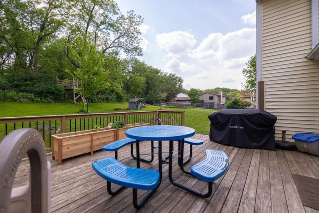 2217 Regent Lane SW, Rochester, MN 55902