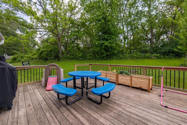 2217 Regent Lane SW, Rochester, MN 55902