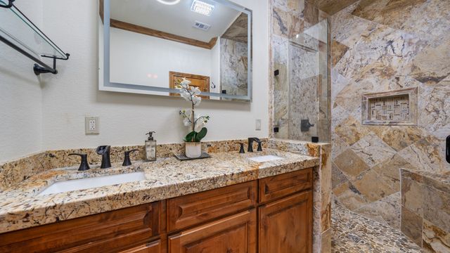 9141 County Road 591, Nevada, TX 75173