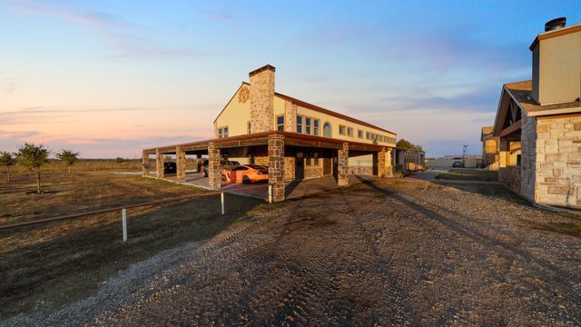 9141 County Road 591, Nevada, TX 75173