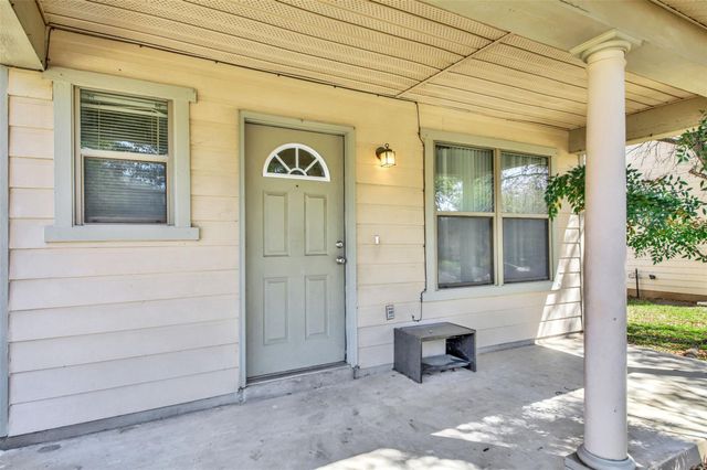 804 Dawlish DR, Pflugerville, TX 78660