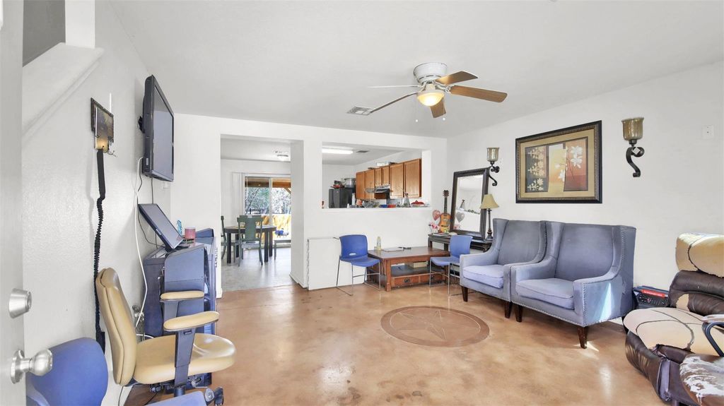 804 Dawlish DR, Pflugerville, TX 78660