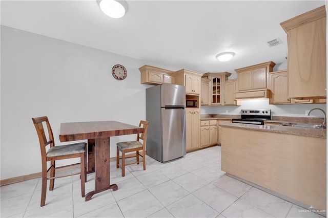 5301 Ingle Road, Edinburg, TX 78542