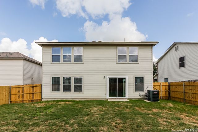 121 Angus, Cibolo, TX 78108