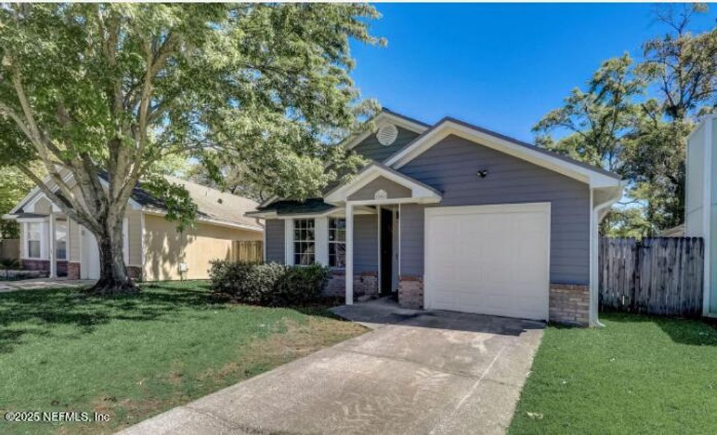 11461 MANDARIN GLEN Circle E, Jacksonville, FL 32223