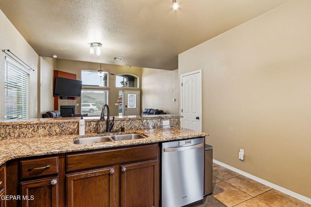 612 BELL GORDON Street, Anthony, TX 79821