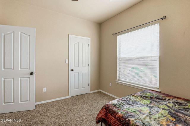 612 BELL GORDON Street, Anthony, TX 79821