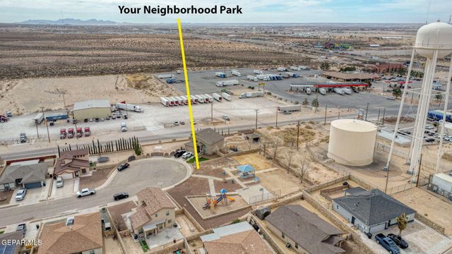 612 BELL GORDON Street, Anthony, TX 79821