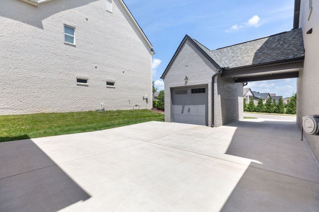 6129 Saint Marlo Dr, Franklin, TN 37064