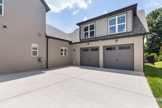 6129 Saint Marlo Dr, Franklin, TN 37064