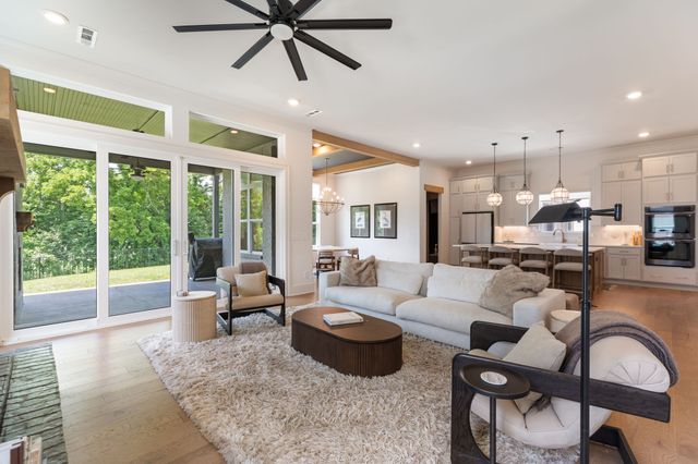 6129 Saint Marlo Dr, Franklin, TN 37064