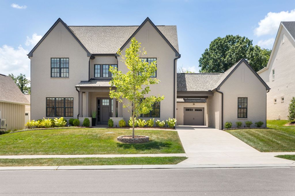 6129 Saint Marlo Dr, Franklin, TN 37064