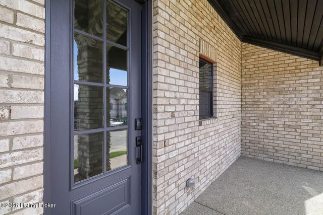16707 Bisley Pl, Louisville, KY 40245
