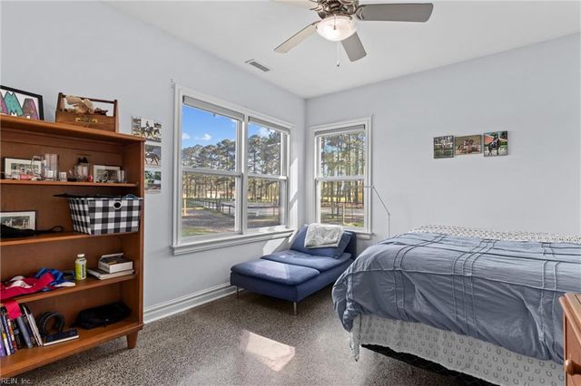 1624 N Muddy Creek Rd RD, Virginia Beach, VA 23456