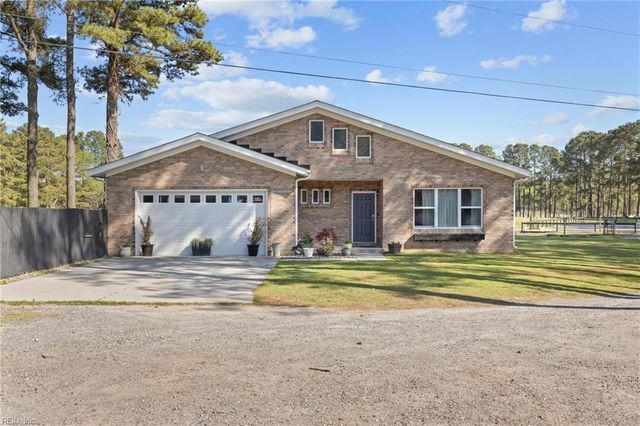 1624 N Muddy Creek Rd RD, Virginia Beach, VA 23456