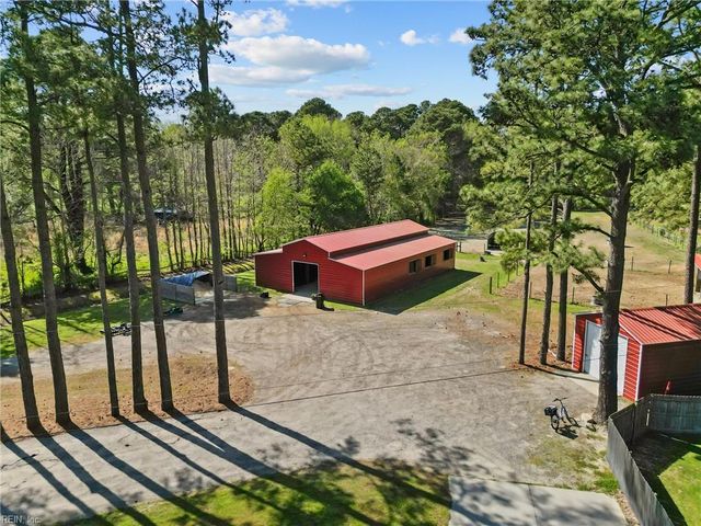 1624 N Muddy Creek Rd RD, Virginia Beach, VA 23456