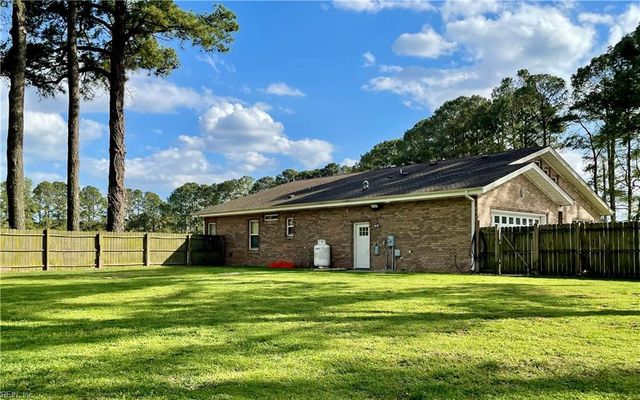 1624 N Muddy Creek Rd RD, Virginia Beach, VA 23456