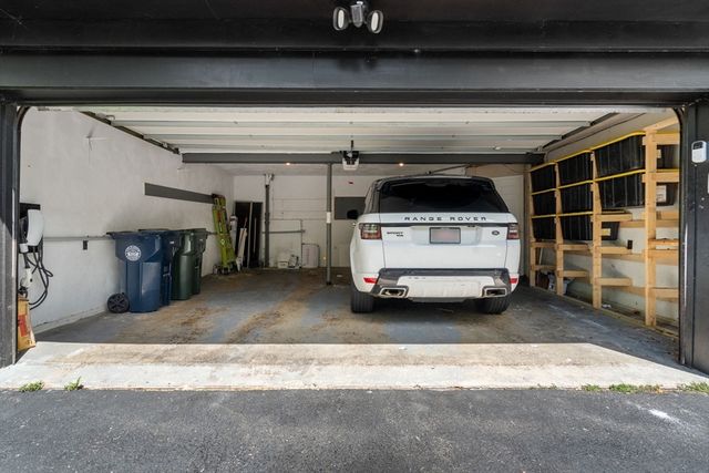 27 Rutgers Rd, Andover, MA 01810