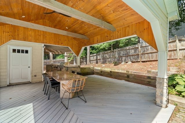 27 Rutgers Rd, Andover, MA 01810
