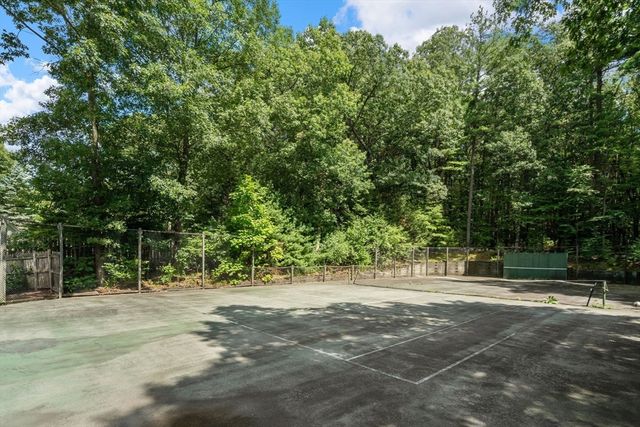 27 Rutgers Rd, Andover, MA 01810