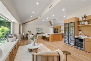 27 Rutgers Rd, Andover, MA 01810