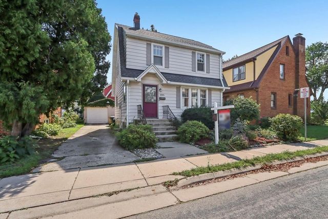 2005 Carey Court, Madison, WI 53704