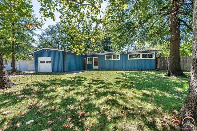 1307 SW Argyll ST, Topeka, KS 66611