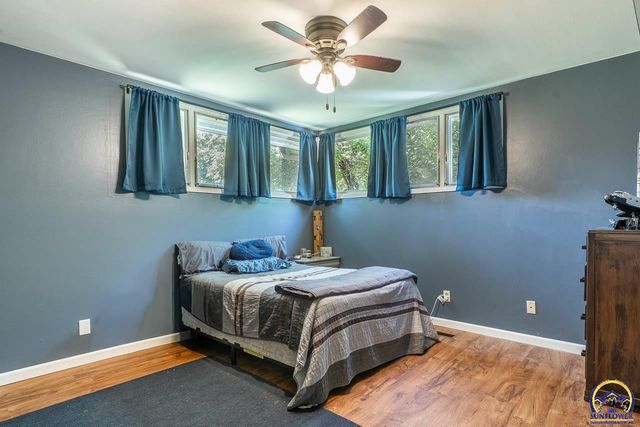 1307 SW Argyll ST, Topeka, KS 66611