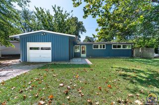 1307 SW Argyll ST, Topeka, KS 66611