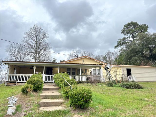 1083 County Road 2800, Colmesneil, TX 75938