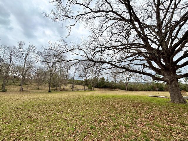 1083 County Road 2800, Colmesneil, TX 75938