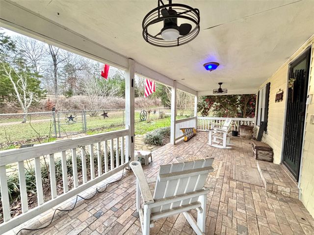 1083 County Road 2800, Colmesneil, TX 75938