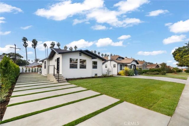 5113 5th Avenue, Los Angeles, CA 90043