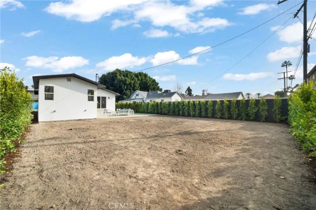 5113 5th Avenue, Los Angeles, CA 90043