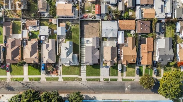 5113 5th Avenue, Los Angeles, CA 90043