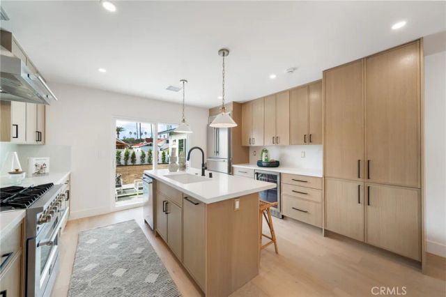 5113 5th Avenue, Los Angeles, CA 90043