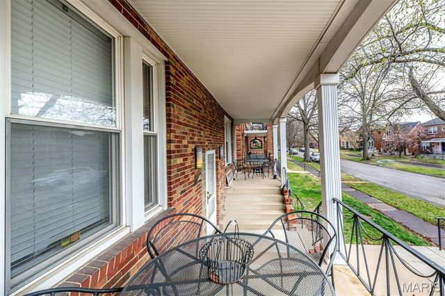 6663 Devonshire Avenue, St Louis, MO 63109