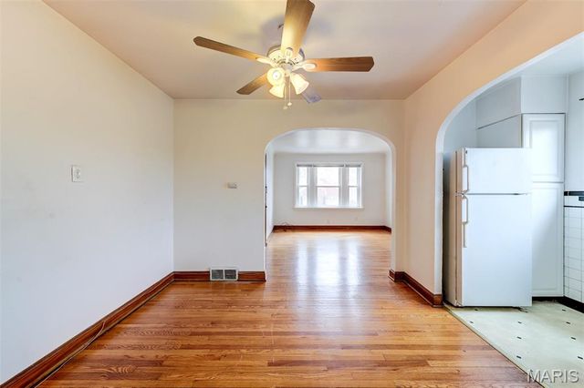 6663 Devonshire Avenue, St Louis, MO 63109