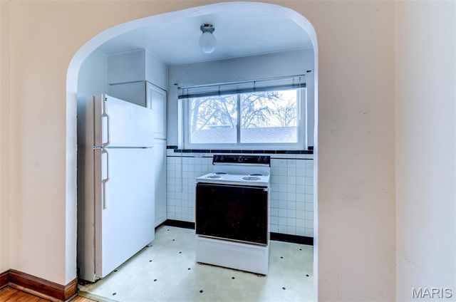 6663 Devonshire Avenue, St Louis, MO 63109