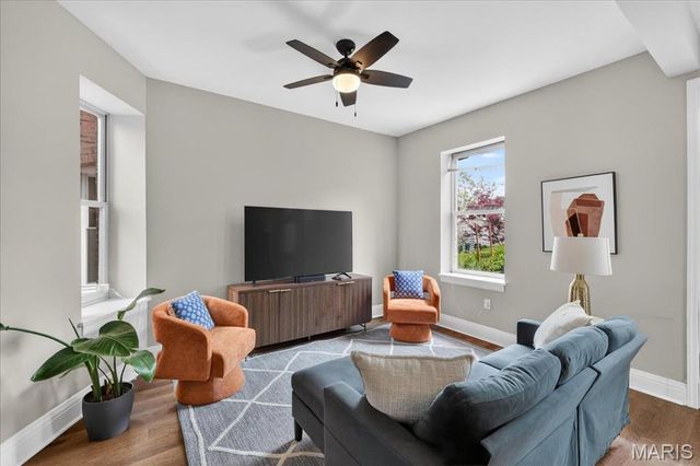 3420 Humphrey Street, St Louis, MO 63118